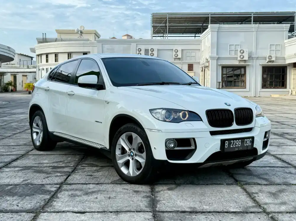 (km 36rb)BMW X6 Xdrive 3.5i AT. Tahun 2012. Putih. Perfect cond