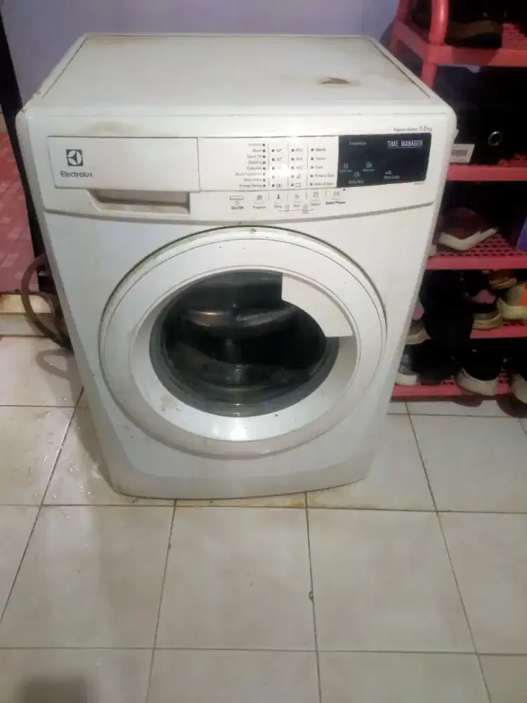 Menerima jual beli barang bekas