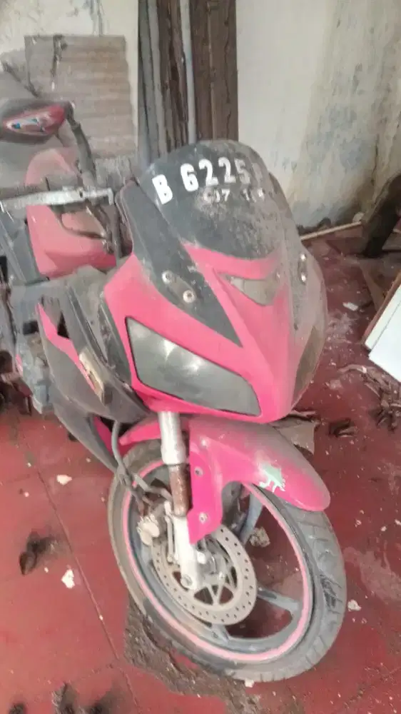 Menerima jual beli barang bekas