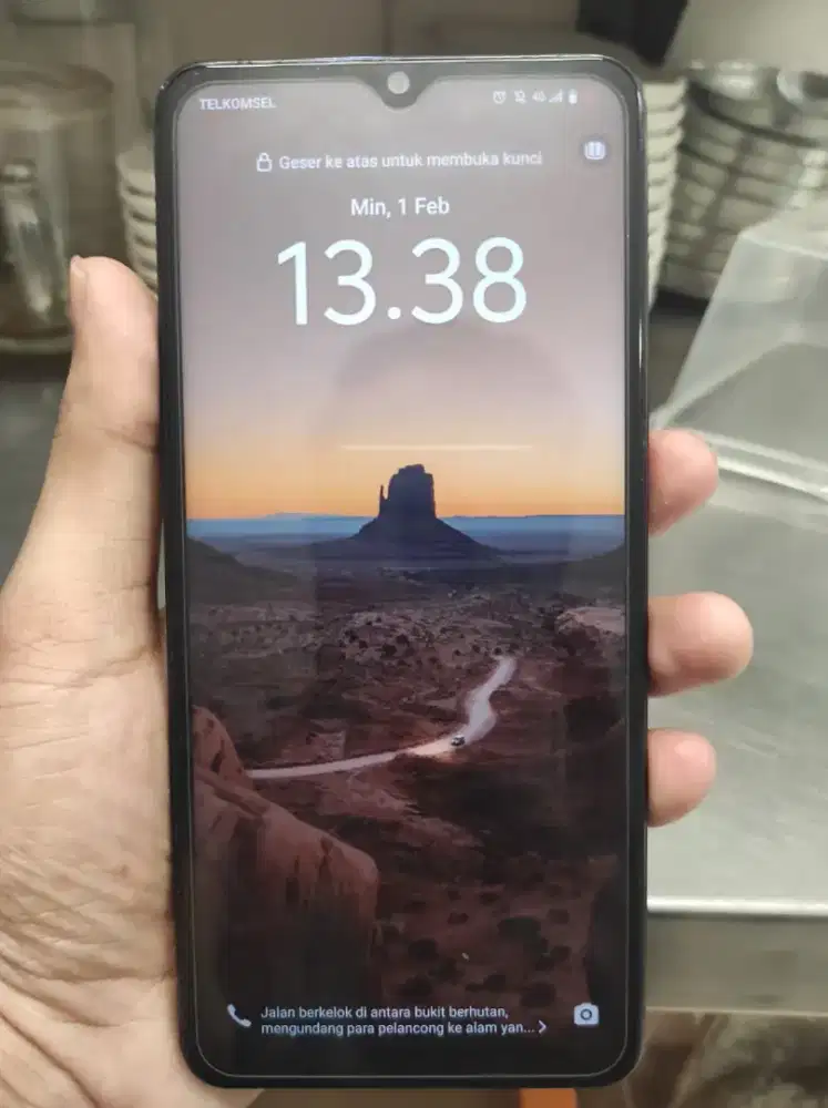 Vivo Y27 4G 6/128 Kelengkapan Charger + Box