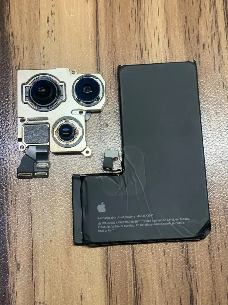 Baterai iphone 15pro copotan