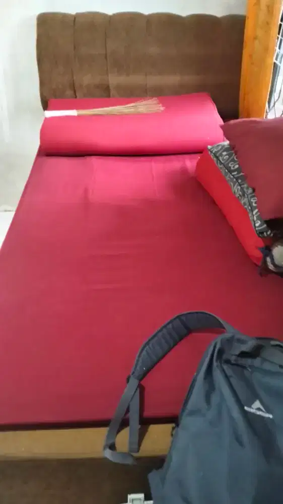 Bismillah...dijual dipan ukuran 120x200..no minus..harga nego