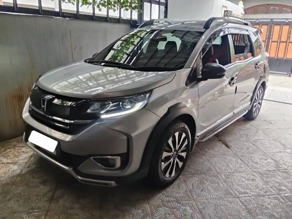 DP 25JT HONDA BR-V BRV E PRESTIGE AT MATIC AUTOMATIC 2019 SILVER