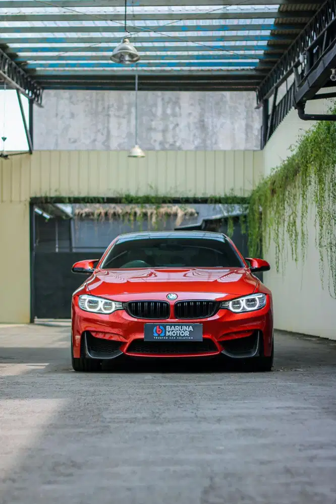 (Termurah) BMW M4 COUPE 2015 ORANGE LOW KM