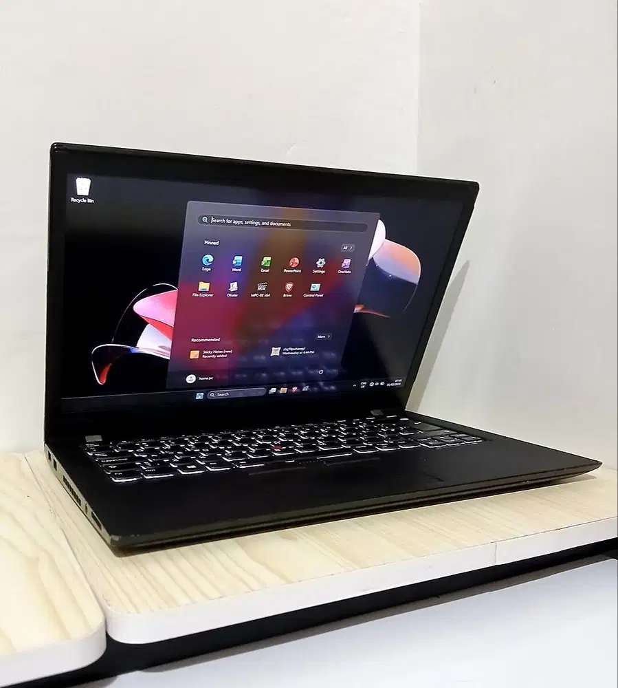 Thinkpad T470s | i5-7200U | 12/256 GB | FHD IPS | Lenovo Ultrabook