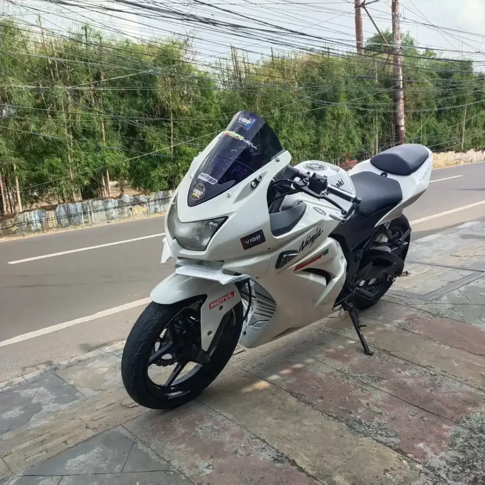 Kawasaki Ninja Karbu 2011 Lengkap Bagus Mesin Aluss