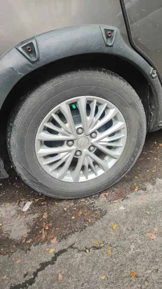 Jual velg ori new ertiga 2018 4 buah + ban