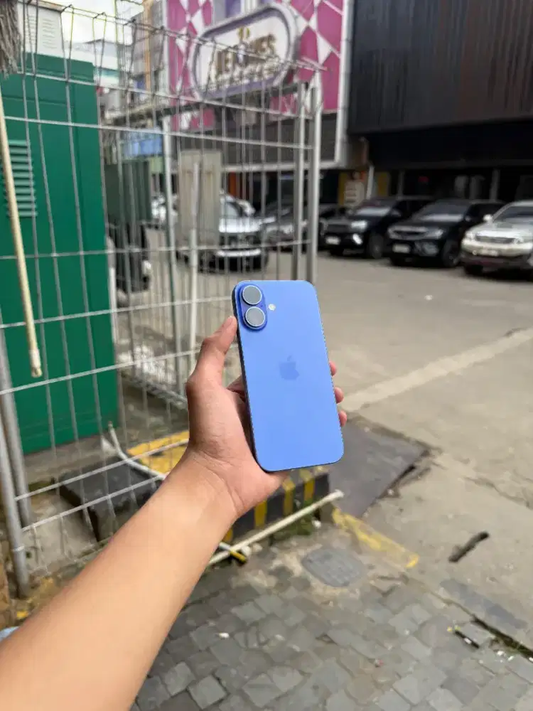 iPhone 16 256Gb, ex iBox