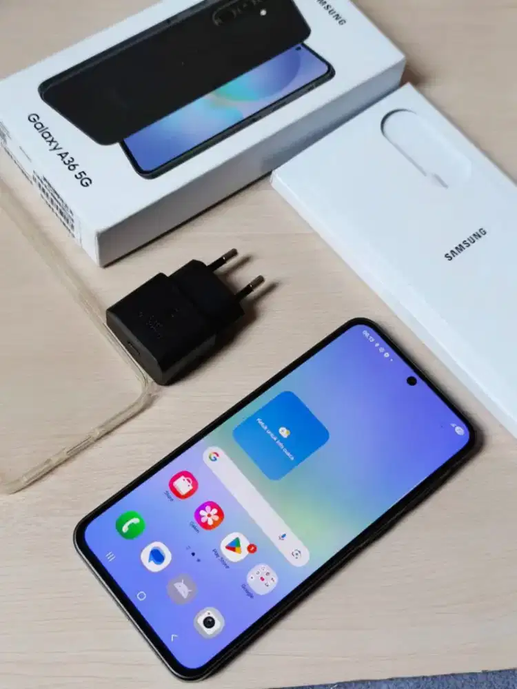 Samsung a36 5g
Ram 8/256