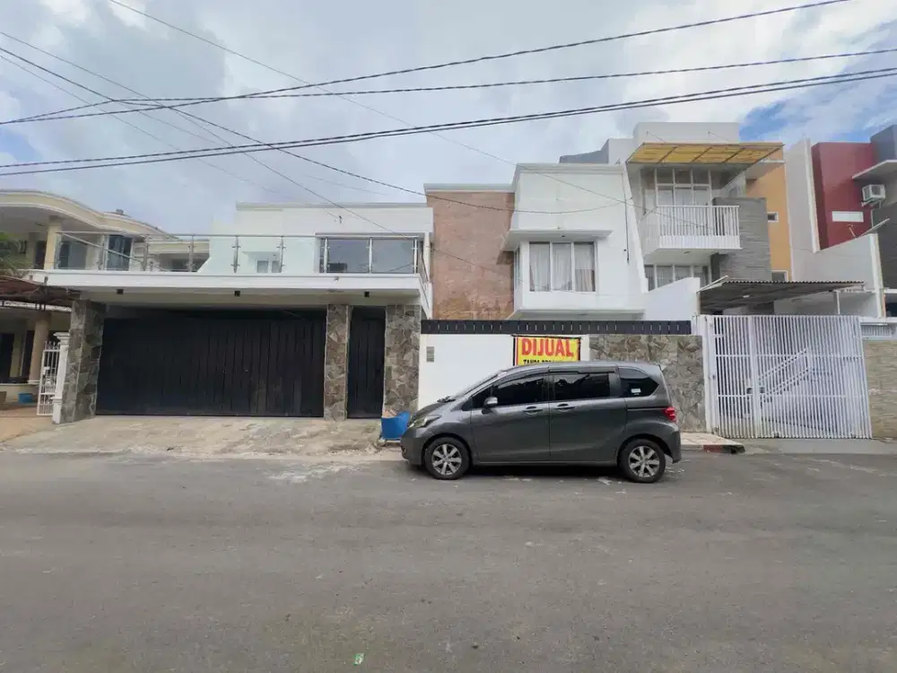 DIJUAL RUMAH MEWAH DIMAKASSAR JALAN PETTARANI KOMPLEKS IDI