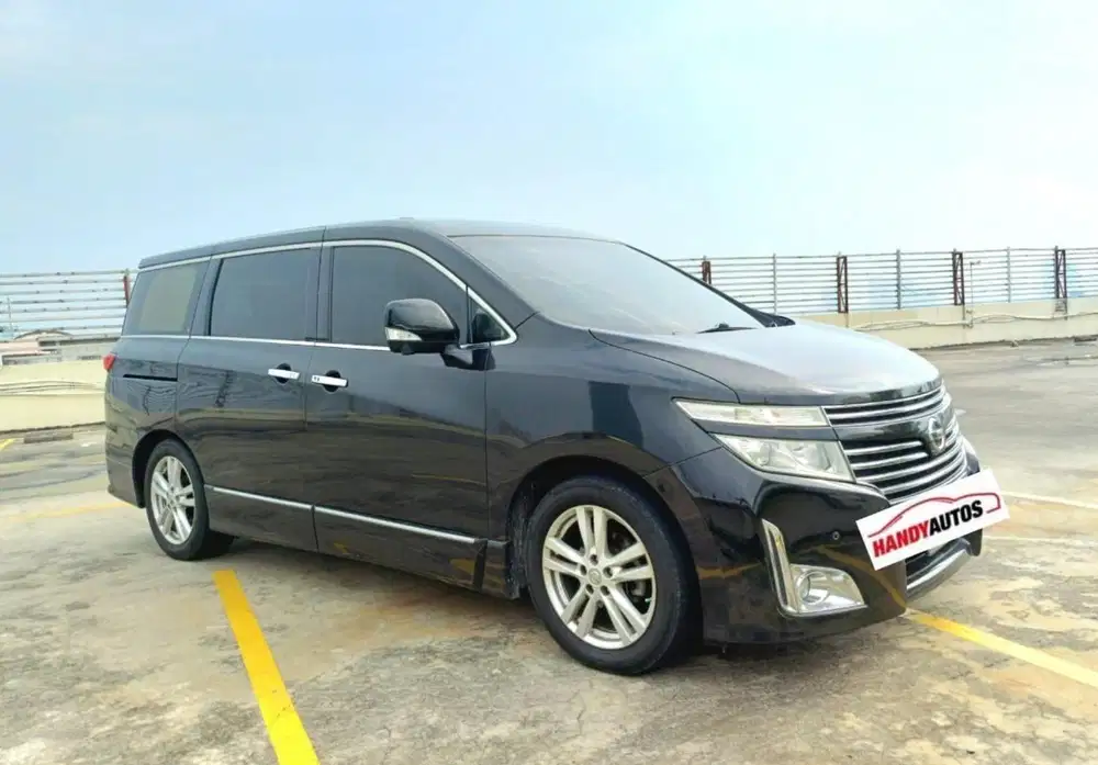 Nissan Elgrand 2.5 HWS Tahun 2013 Automatic Hitam Metalik