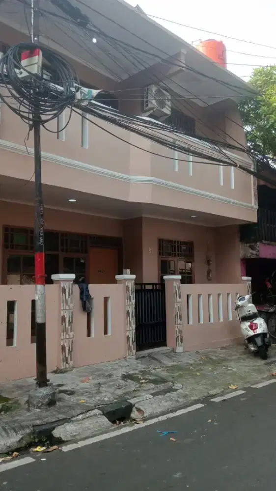 DIJUAL RUMAH STRATEGIS SIAP HUNI JAKARTA PUSAT