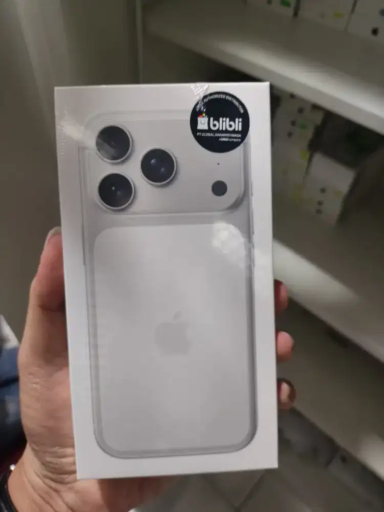 IPHONE 17 PRO 256GB Silver