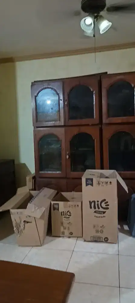 Jual 2 Lemari Buku 1 Lemari Rak