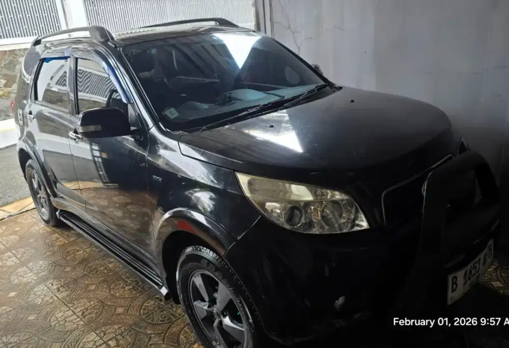 Di jual RUSH (Mobil Pribadi)