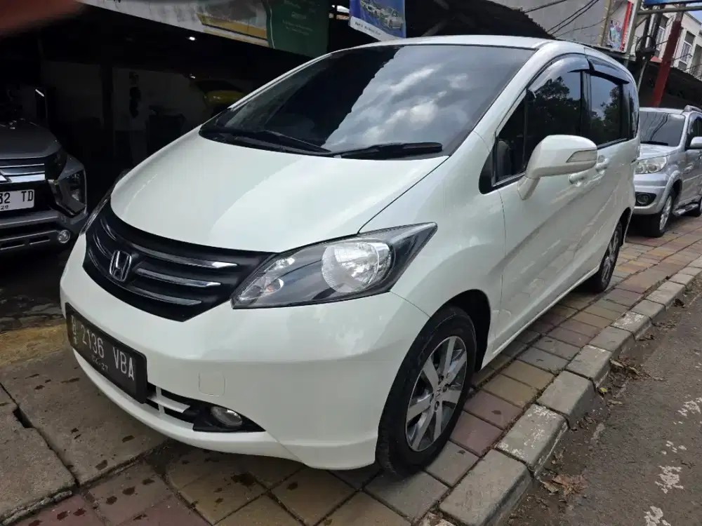 FREED PSD AT MATIC 2012