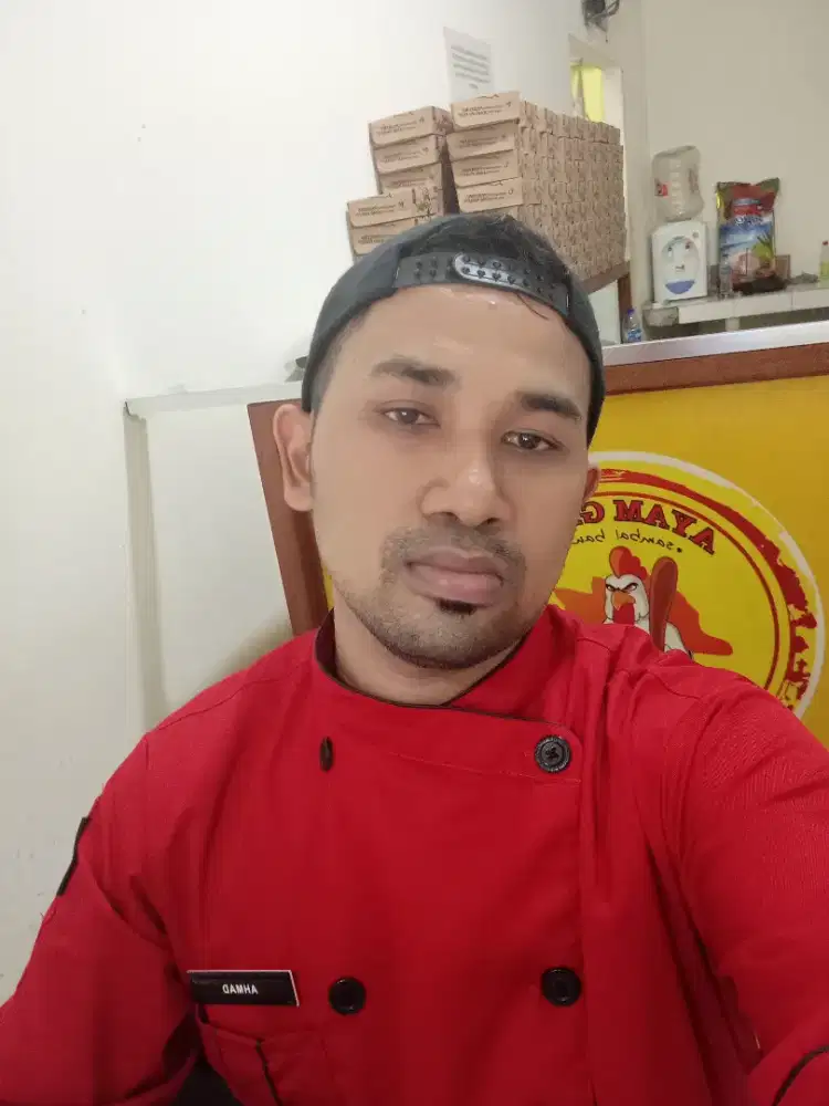 Permisi pak info loker nya yang ada mess dan dapat makan .