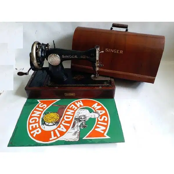 Original Antik mesin jahit engkol  MASIN MENDJAIT SINGER made in U.S