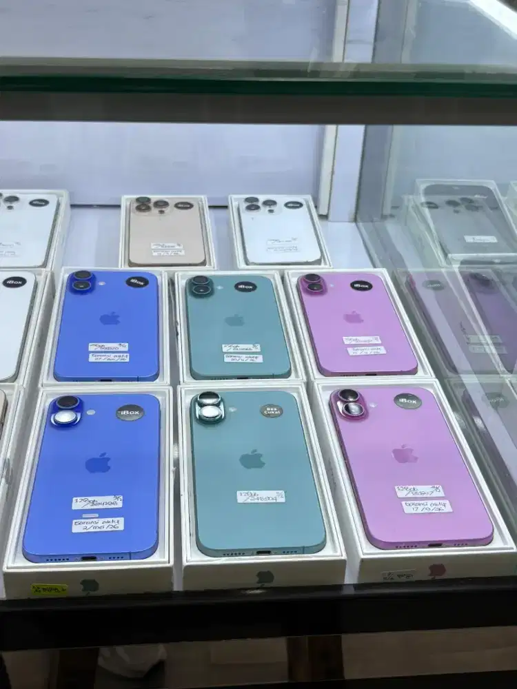 Kredit hp iphone 16 bunga 0% free 2x cicilan