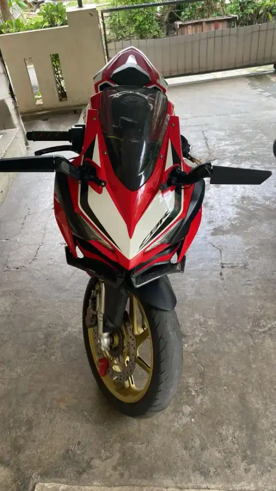 Dijual Cepat Motor CBR 250R