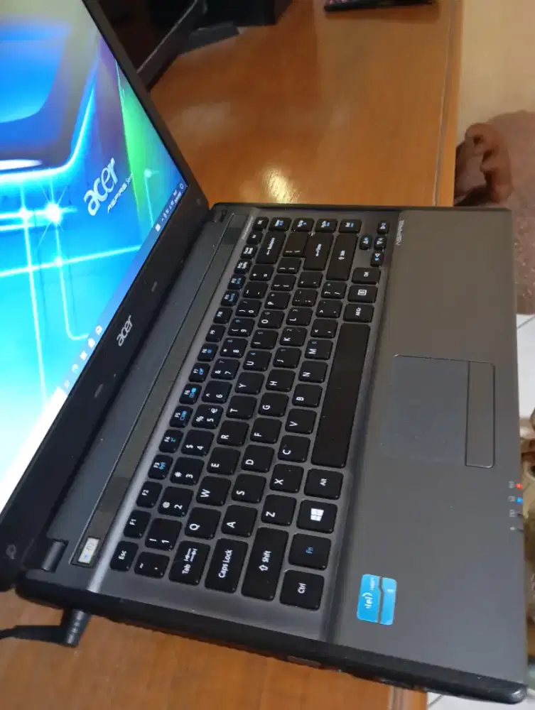 Laptop Acer Core i3