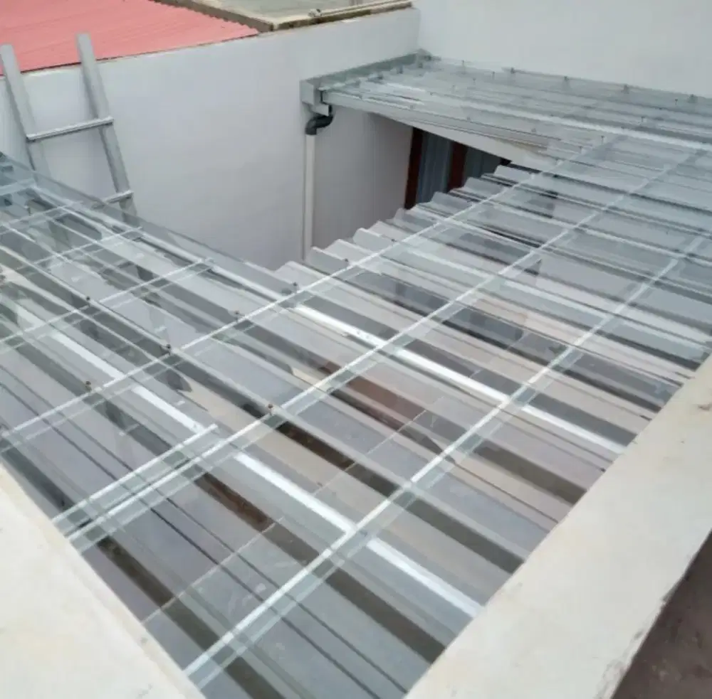 Pasang atap transparan untuk dapur