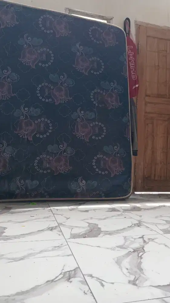 Dijual Kasur Spring Bed Bekas Merk American Standart