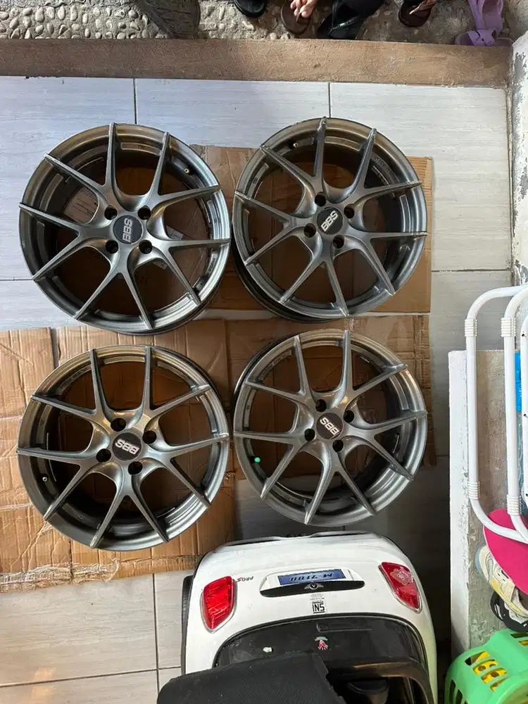 Velg Bbs R16 Lebar 7 Rata
