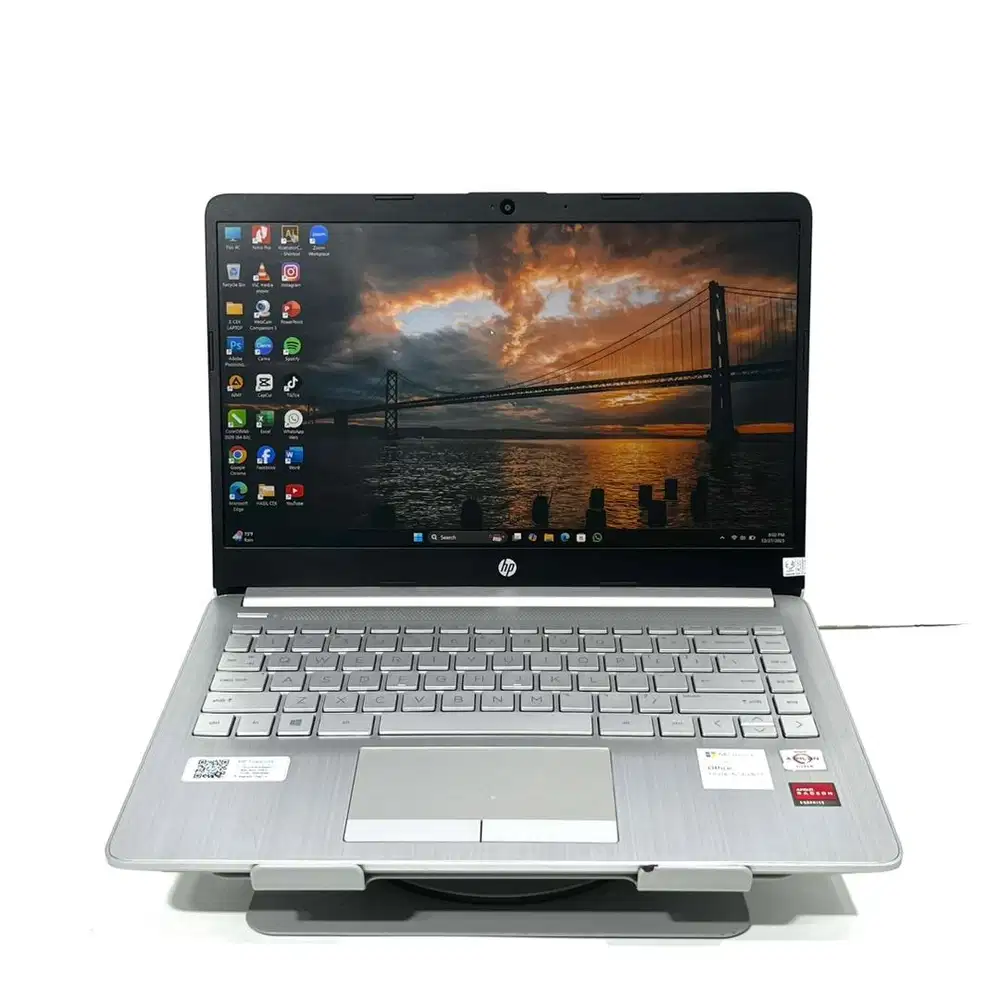 laptop hp pavilion 14s amd athlon silver vga radeon 2gb 14 ram 8gb 512