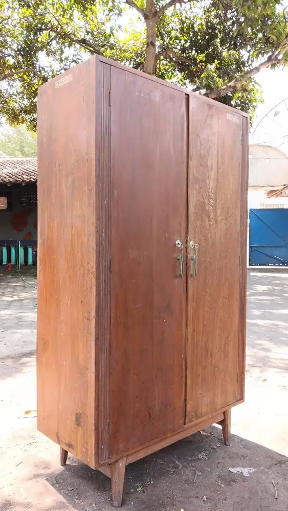 Almari Lemari Baju Pakaian Jengki Jati Jumbo Bekas Lawas Kuno Jadul