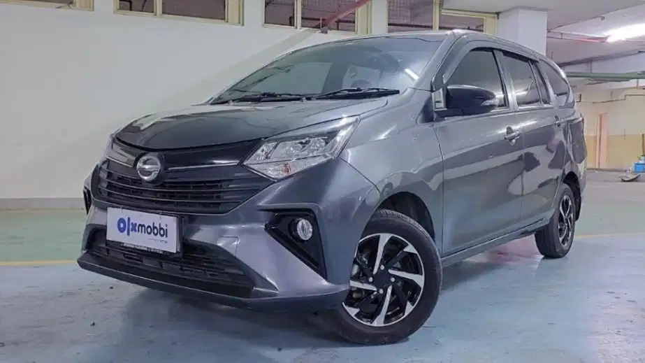 TERMURAH TDP 7,JT Daihatsu Sigra 1.2 R Bensin-MT Hitam 2025