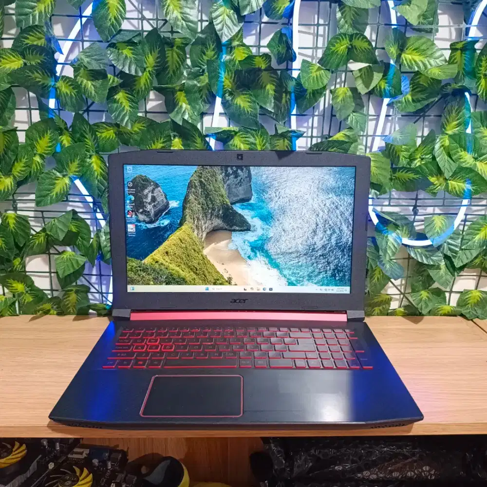 Acer Nitro AN515-52 core i7-8750h ram8/250gb