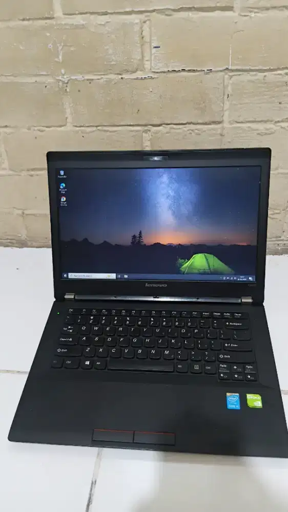 Lenovo Ideapad core i5 +double VGA