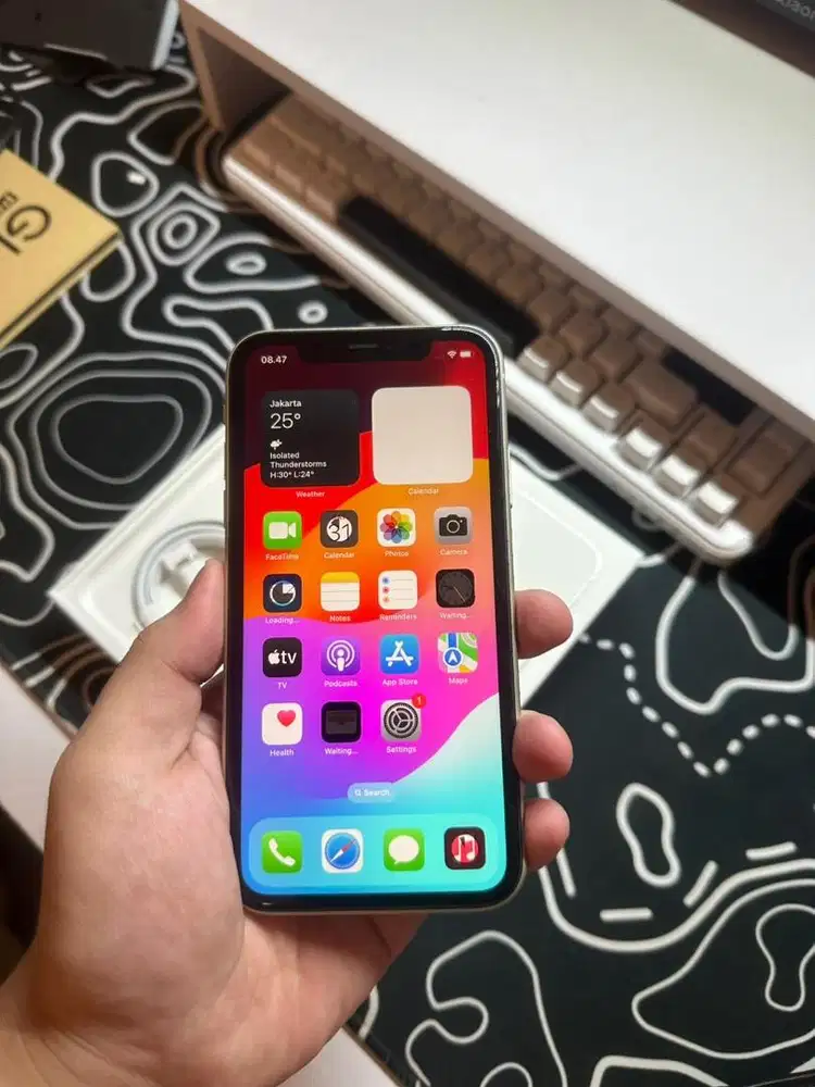 iPhone 11 64gb iBox