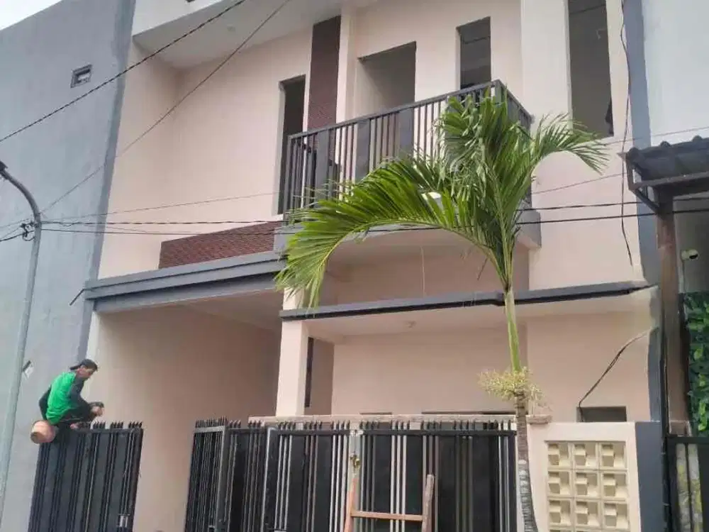 rumah baru 2lt 600jt an Surabaya minimalis