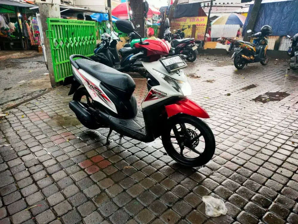 Honda Beat 110cc Pajak Hidup Tahun 2015