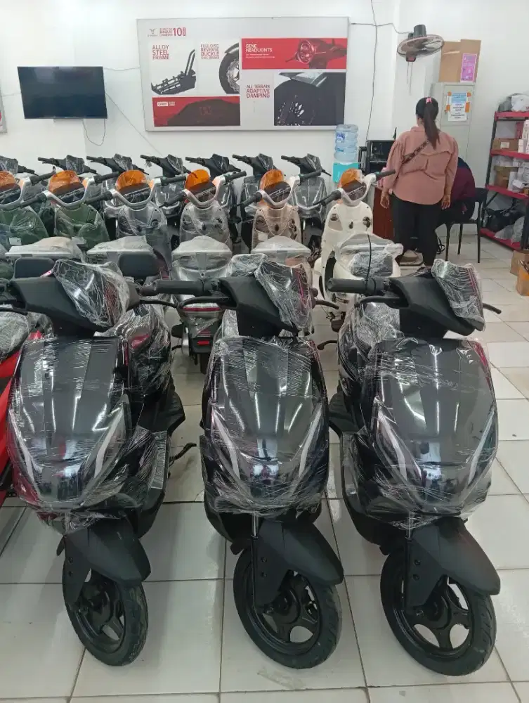 SEPEDA LISTRIK UWINFLY D66A