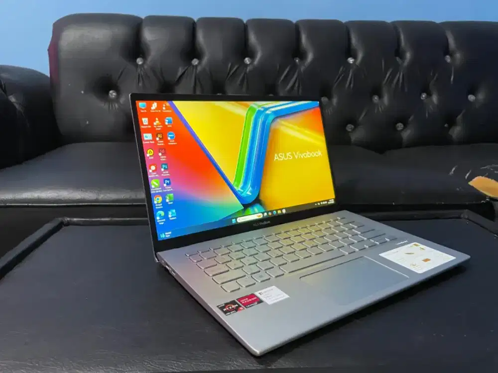 Terima jual beli laptop bekas macbook bekas iPad rusak atau matot