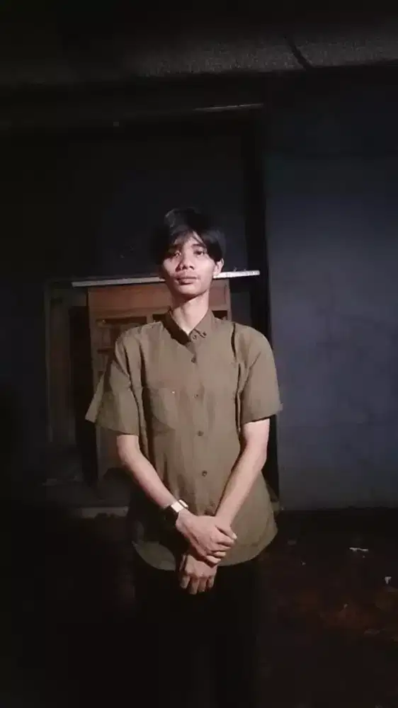 Nyari kerja apa saja yang halal