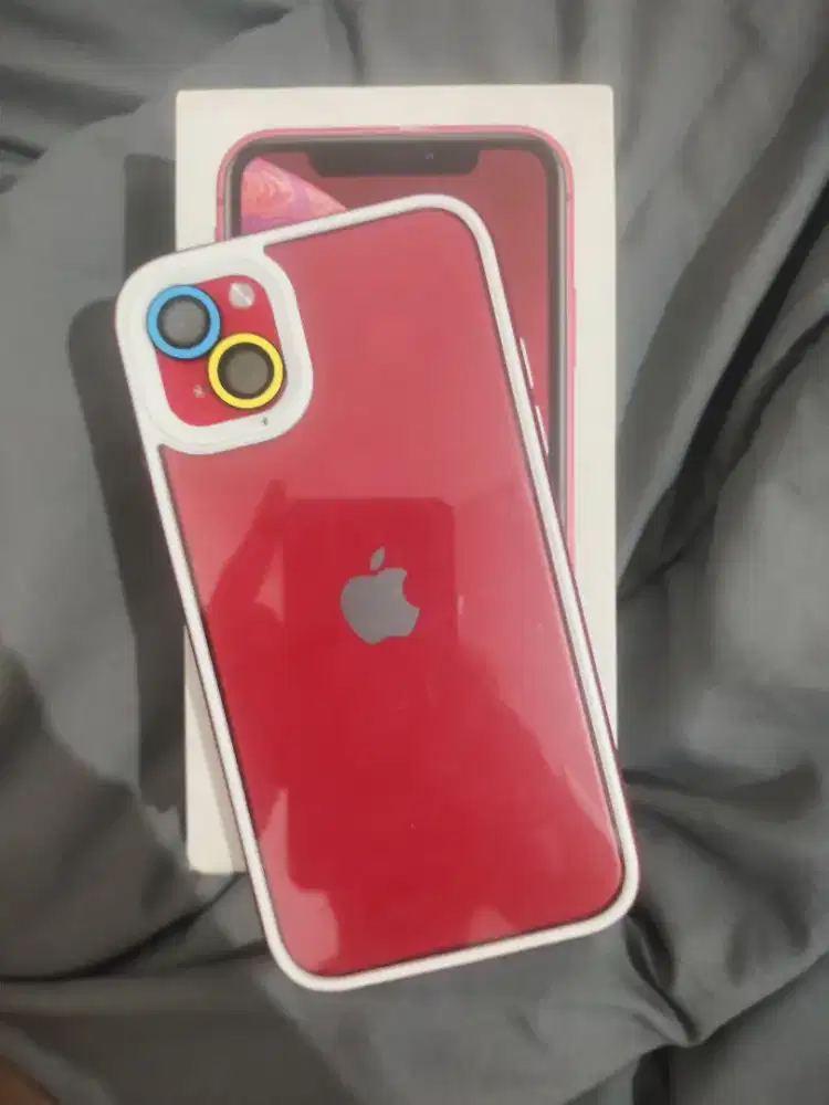 Apple Iphone XR 64GB Red edition tamiplan iphone 13 Dual SIM Langka