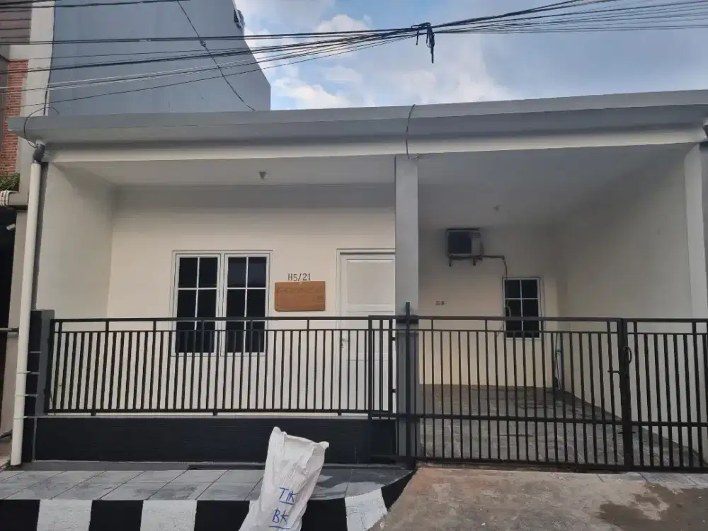 Di Sewakan Rumah 2 kamar, baru renovasi total, di Jl Ratna Siap Huni