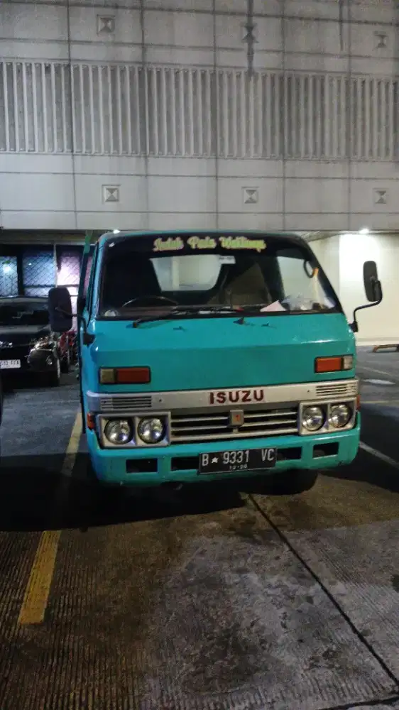 Jual mobil lsuzu taun 81 desel