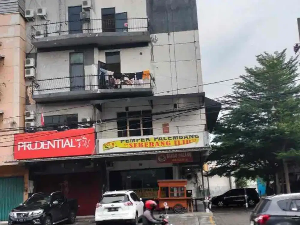 raya ngagel ruko hok  4lt parkir luas