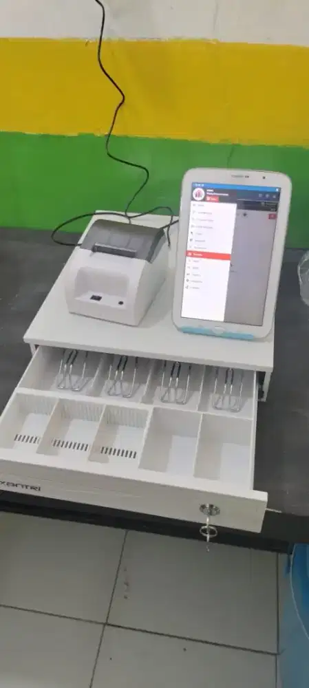 Sepaket Mesin kasir penggunaan offline tanpa biaya bulanan