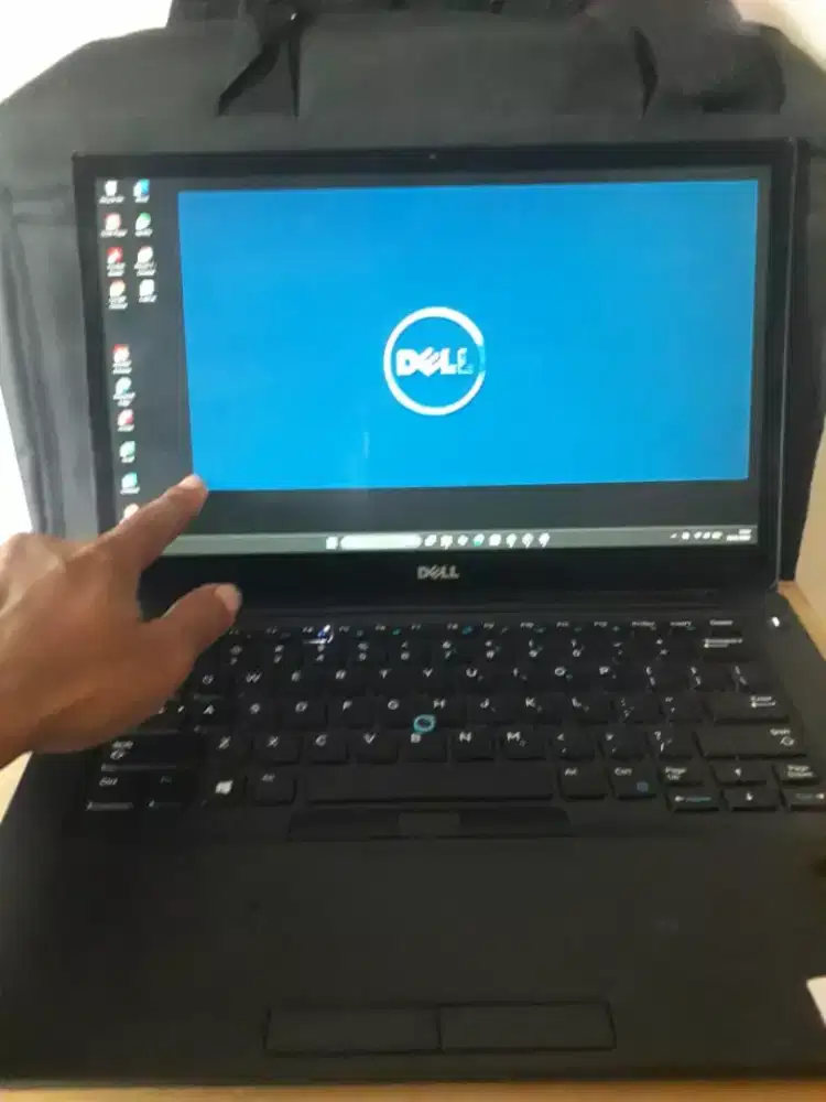 Dell Latitude 7480 core i7 gen7 Touchscreen Qhd