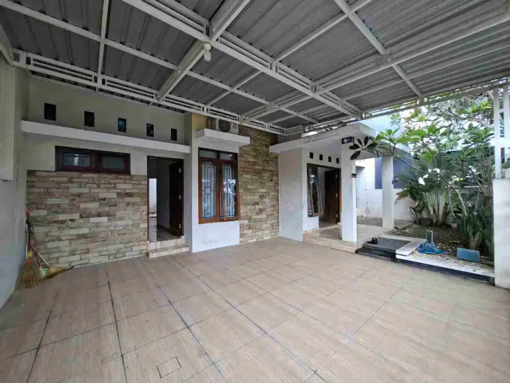 Dijual Rumah Cluster Fully Furnished di Gentan dekat Solo