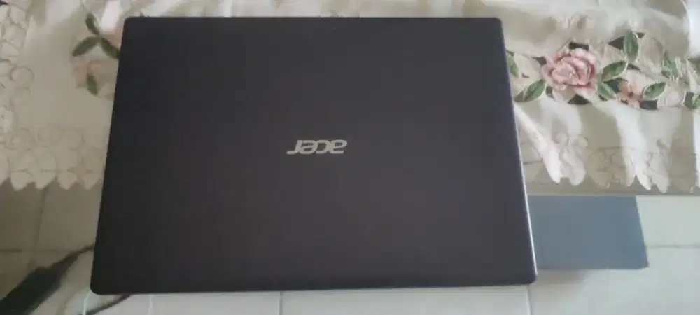 Laptop acer 2 jt aja bisa nego