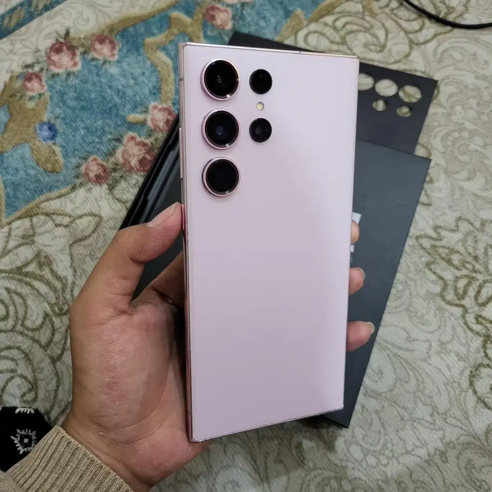 SAMSUNG S23 ULTRA 12/256gb MULUS SEIN FULLSET