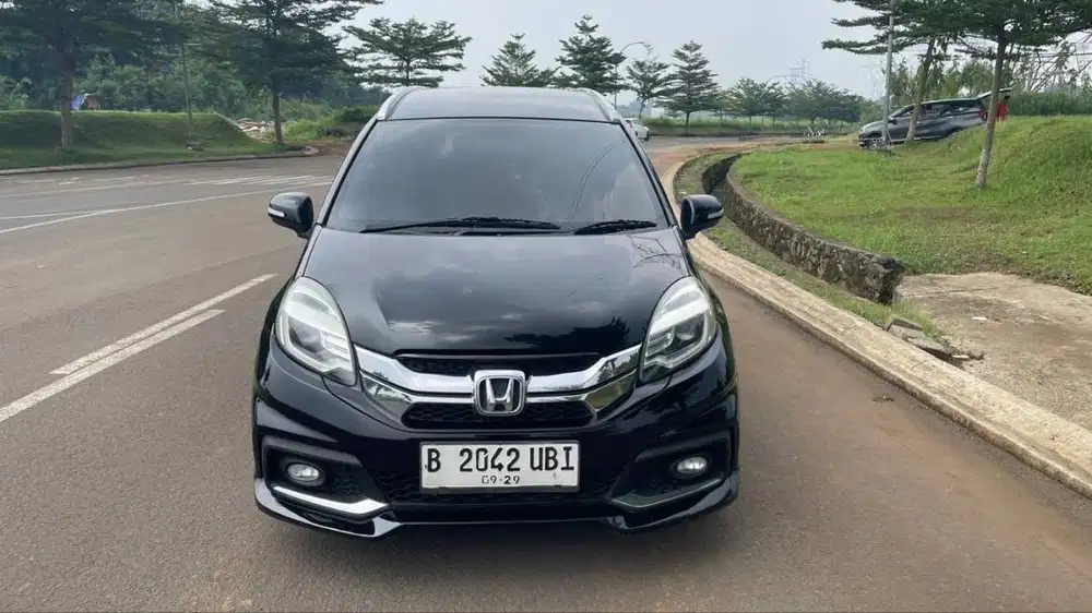 CASH - Honda Mobilio RS CVT Matic