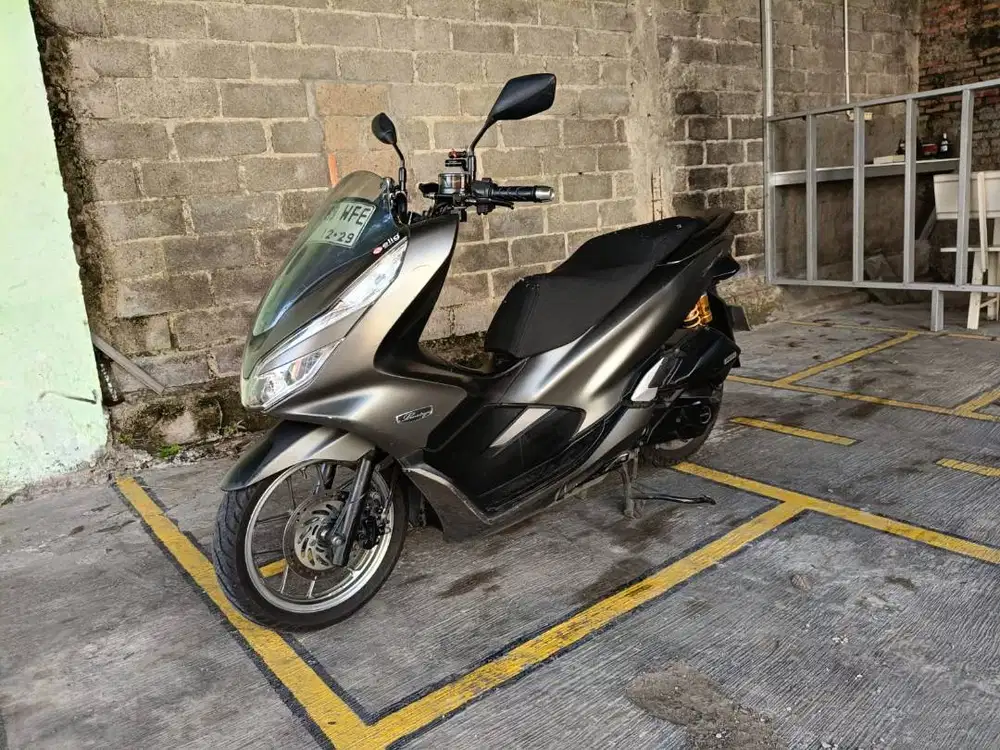 Honda PCX 150 Tahun 2019 Warna Coklat